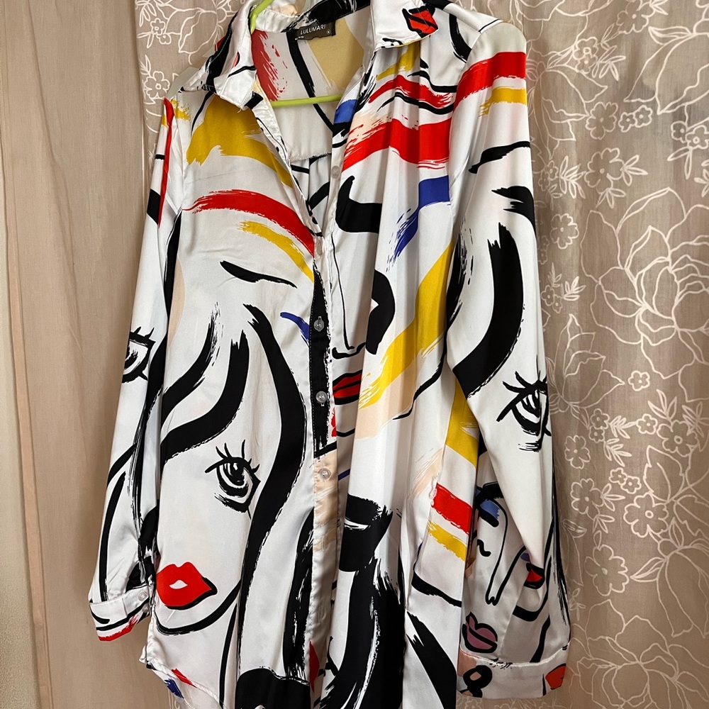 80’s Graphic Button-up Blouse